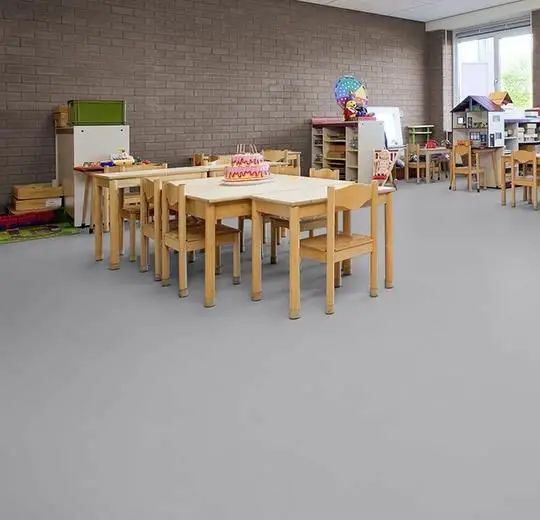 Линолеум Forbo Safestep Aqua 180862 Silver Grey (рулон: 2x25=50 м2)
