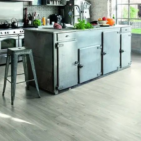 LVT Плитка Quick-Step Alpha Vinyl Blos 5/33 4V AVSPU 40030 Дуб Каньон серый пилёный 1251x189