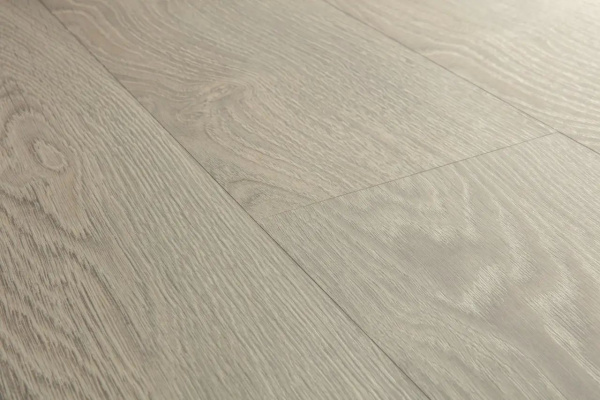 Ламинат Quick-Step Classic Plus Hydro CLH1405 Дуб Светло-Серый Старинный 32 класс 8 мм