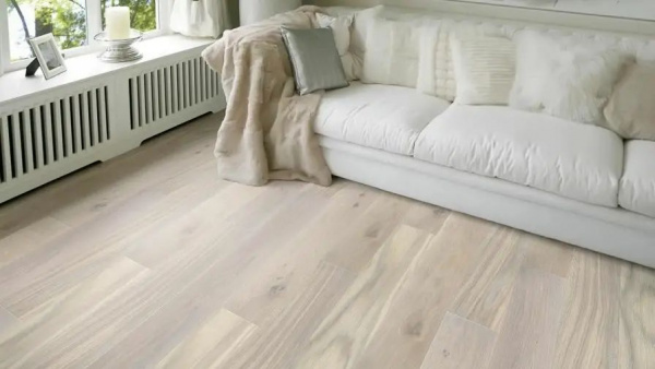 Паркетная доска Tarkett (Таркетт) Tango Classic 550182002 Дуб Светлый 1200x164x14