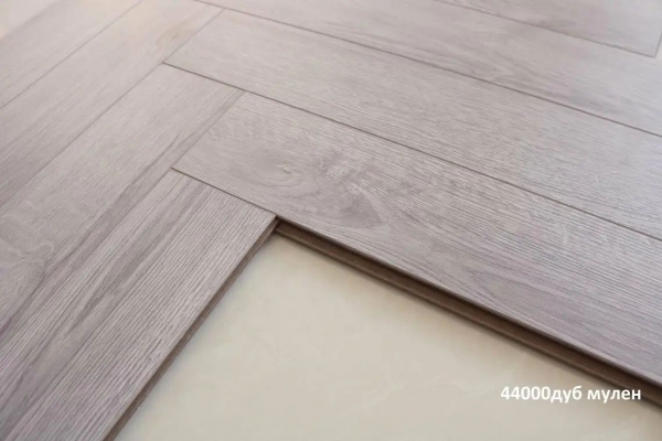 Ламинат Kronparket Herringbone 44000 Дуб Мулен 34 класс 12 мм