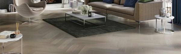 Паркетная доска Barlinek Pure Classico Line 1WC000014 Marzipan Muffin Herringbone 725x130x14
