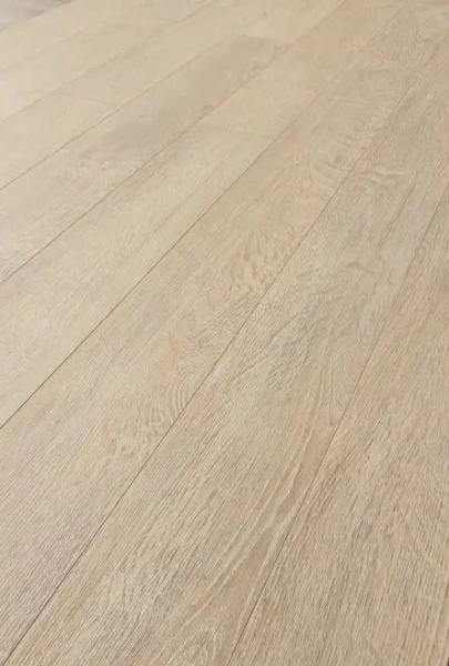 Ламинат AlixFloor Natural Line 12/33 4V ALX580 Дуб светлый благородный 1261x133
