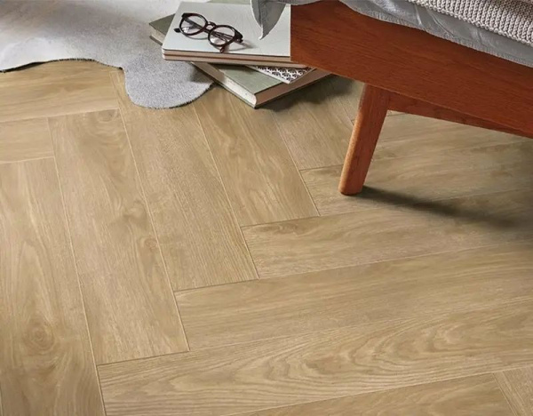Ламинат My Floor Castle 10/33 4V MH1002 Дуб Жирона 665x133