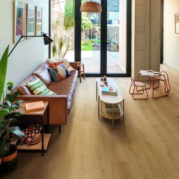 LVT Плитка Quick-Step Alpha Vinyl Bloom 6/33 4V AVMPU 40318 Дуб Медовый брашированный 1494x209
