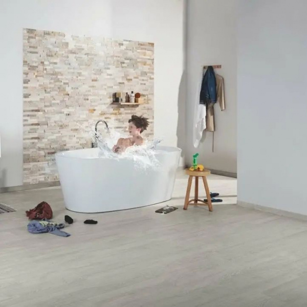 Ламинат Quick-Step Impressive IM3560 Дуб Фантазийный Светло-Серый 32 класс 8 мм