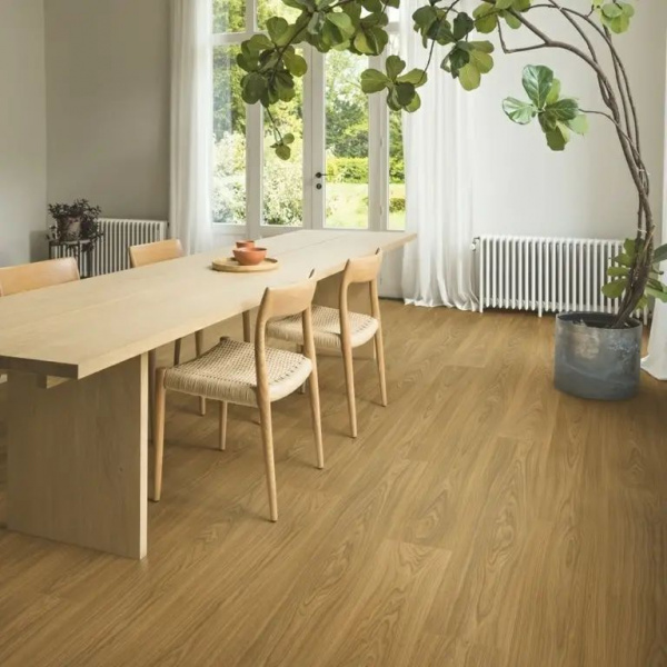 Ламинат Quick-Step Classic Plus Hydro CLH5796 Дуб Термо Натуральный 32 класс 8 мм