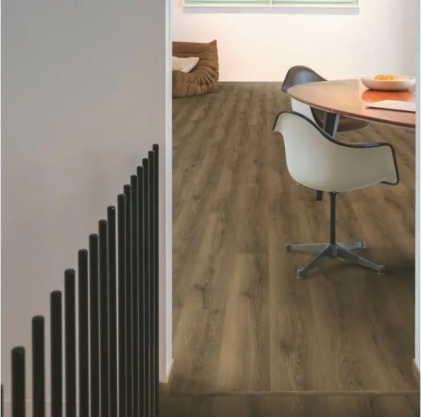 Ламинат Quick-Step Classic Plus Hydro CLH5789 Дуб Теплый Коричневый 32 класс 8 мм