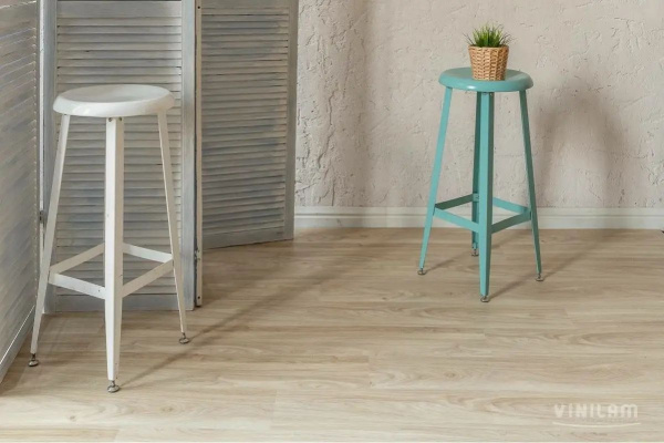 LVT Ламинат Vinilam Click 3.7/43 4V 81306 Дуб Килль 1220x181