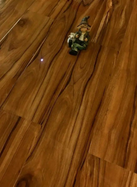 Ламинат Mostflooring High Glossy 11910 33 класс 12 мм