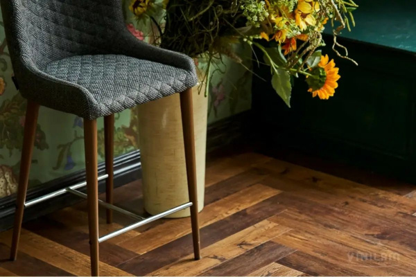 LVT Ламинат Vinilam Parquet Herringbone Glue 2.5/43 4V GD11155 Паркет Парижский 762x152.4