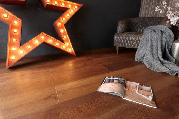 LVT Ламинат Aquafloor RealWood XXL AF8026XXL 1800x228x8