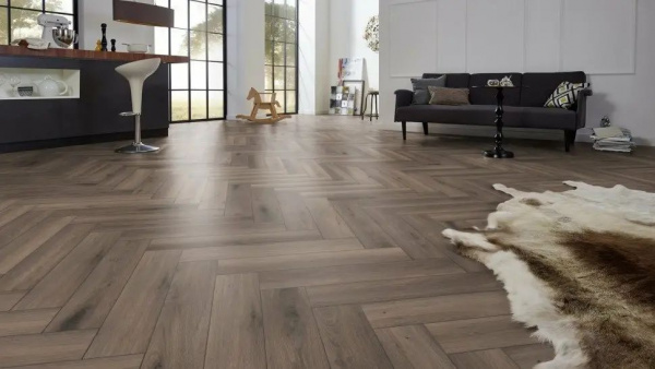 Ламинат Kronotex Herringbone D3860 Дуб Феррара 32 класс 8 мм
